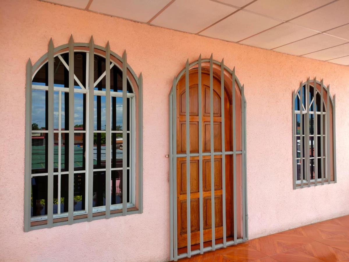Casa Robles - Room Close To Airport #2 Μανάγκουα Εξωτερικό φωτογραφία