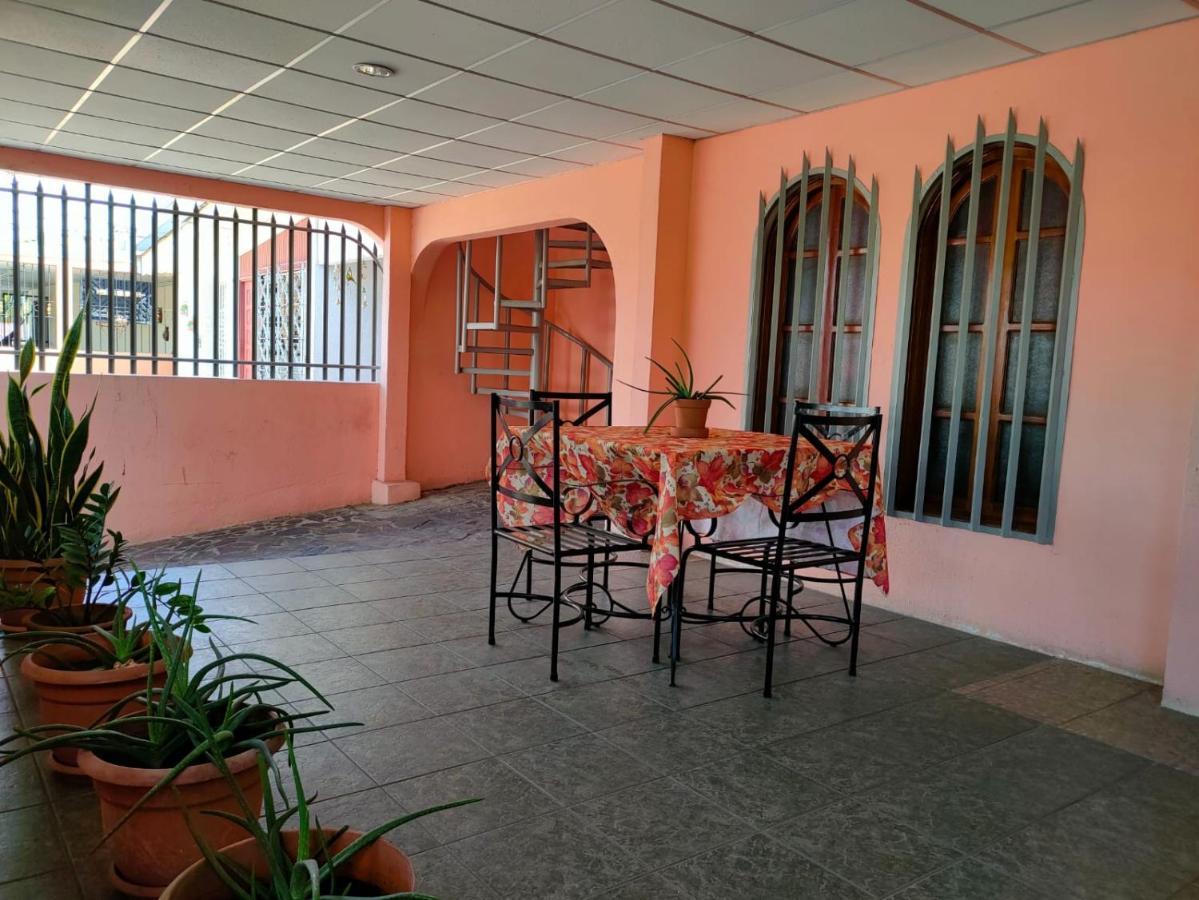 Casa Robles - Room Close To Airport #2 Μανάγκουα Εξωτερικό φωτογραφία